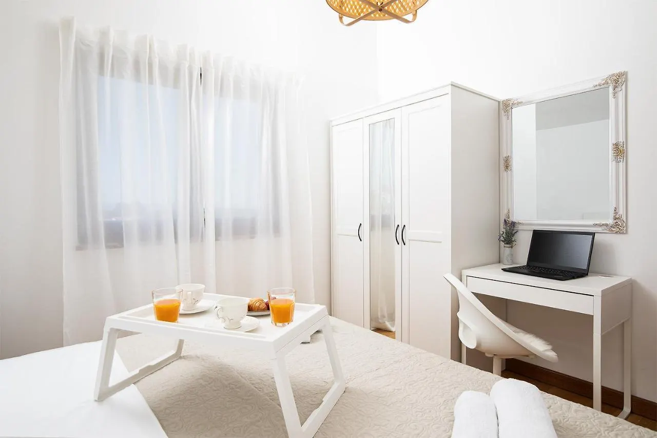 Apartment Cesare Apartment, With Swimming Pool And Sea View Liznjan